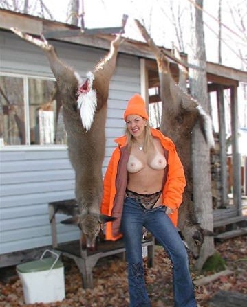 032209-deer-hunter.jpg.