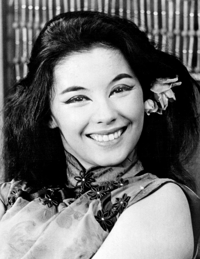 05France_Nuyen_1958.jpg