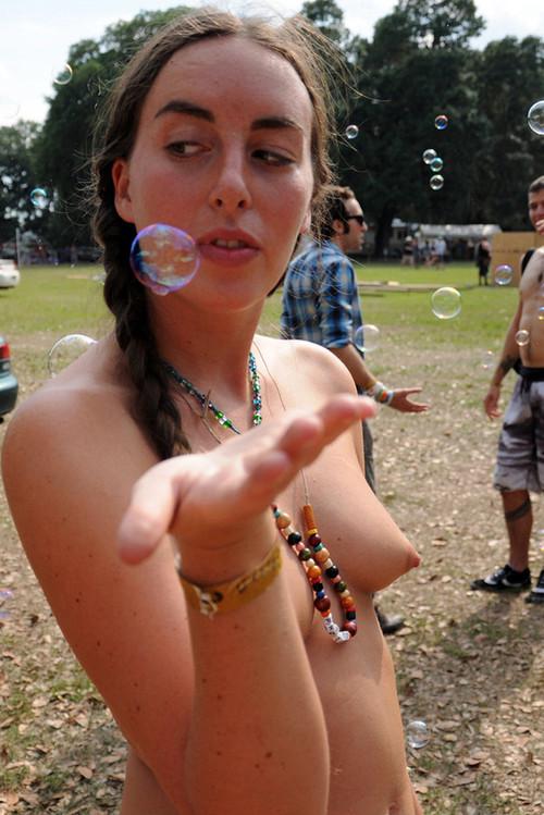 093316-gotta-love-music-festival-amateur-hippie-public-outdoors.jpg