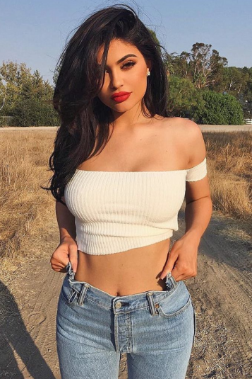 1058297_kylie_jenner_342def5e286c674561da99e3c689c1de.png