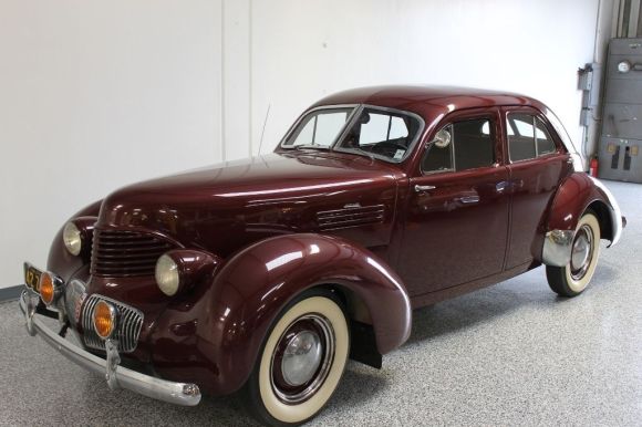 1941-Hupmobile-Skylark.jpg