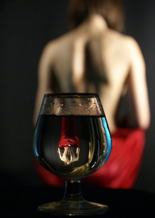 6a3ddb9bbe7e438b7393bd2b317bccf4--wine-photography-erotic-photography.jpg