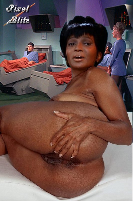 924614%20-%20Nichelle_Nichols%20Nyota_Uhura%20Star_Trek%20fakes.jpg. 