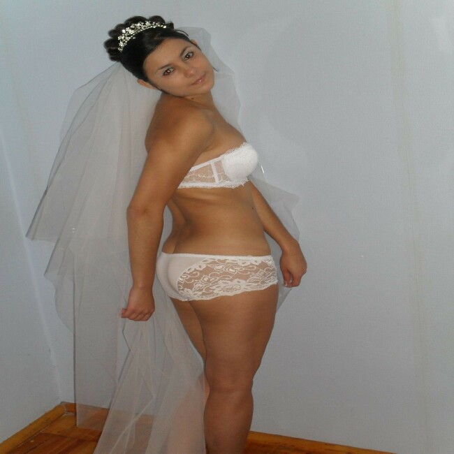 BRIDE033.jpg