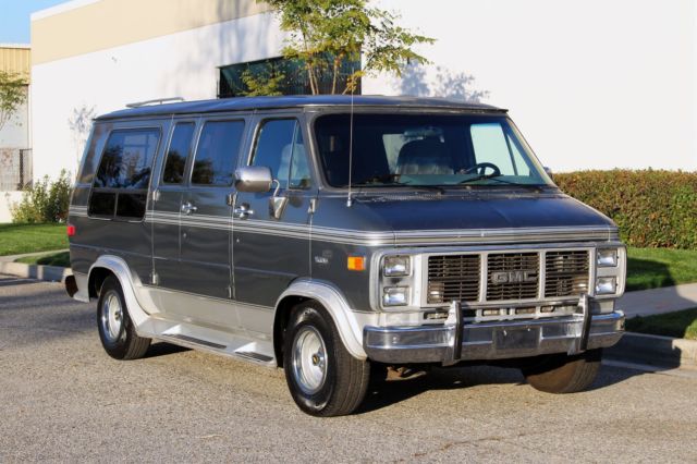 california-original-1989-gmc-g2500-vandura-34-ton-conversion-by-starcraft-1.jpg