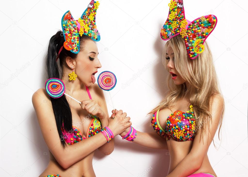 depositphotos_40491967-stock-photo-candy-girls.jpg