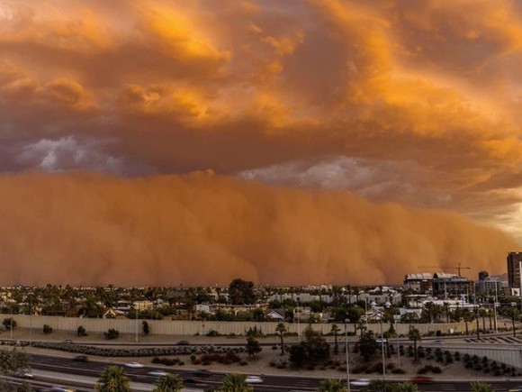 haboob-phoenix-7-3-2014-richardPayne-abc15-e1404478520555.jpg