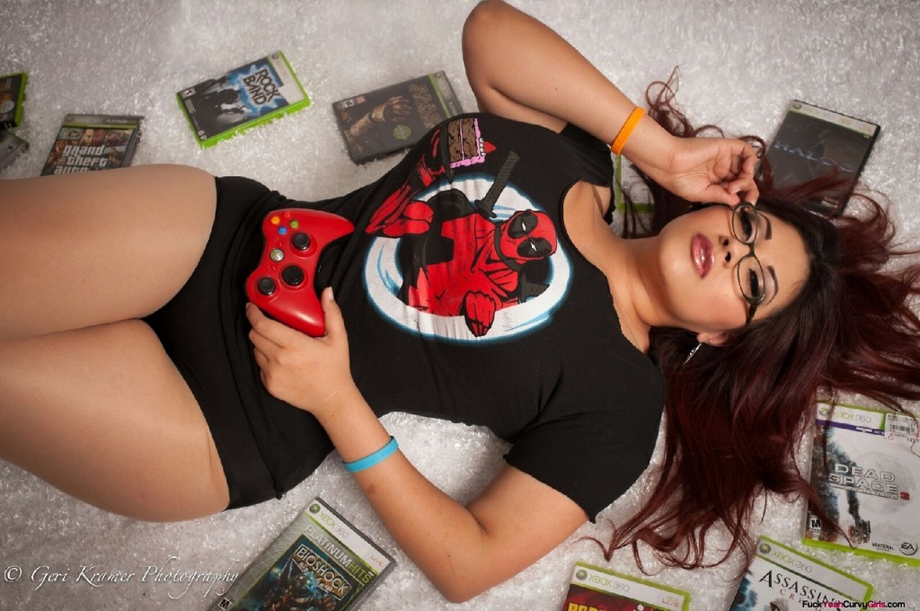 hot-curvy-asian-nerdy-gamer-girl-1024x680.jpg. 