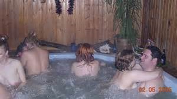 hot tub 3.jpg