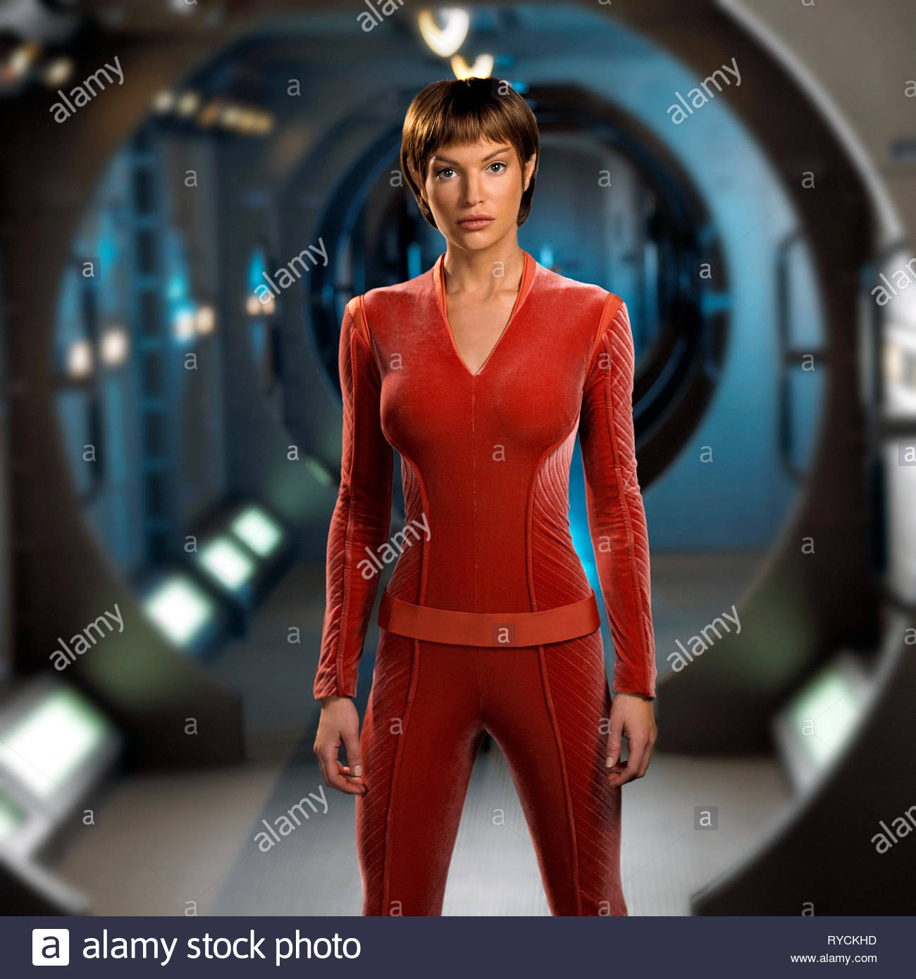 jolene-blalock-star-trek-enterprise-2001-RYCKHD.jpg