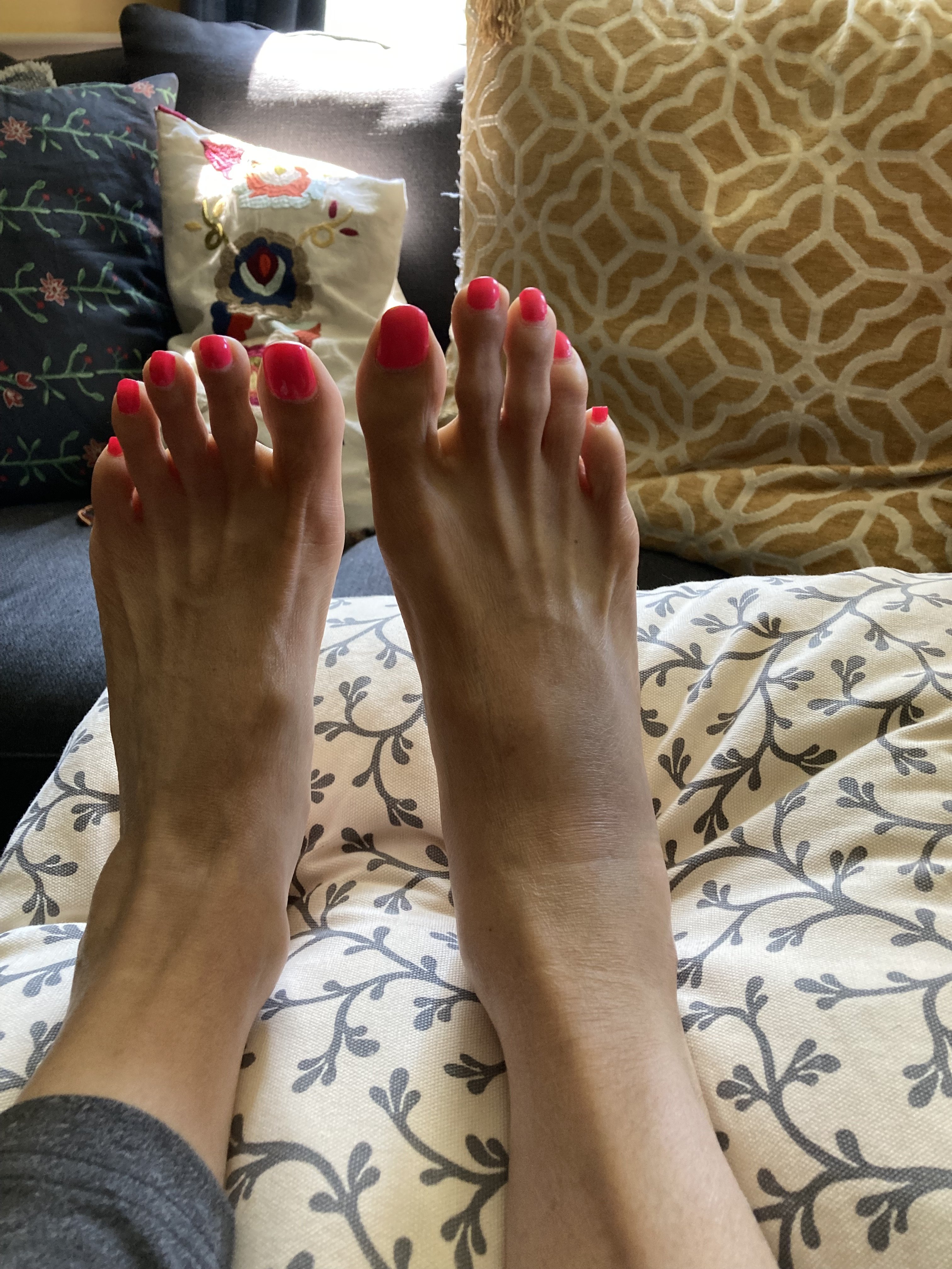 Margarita feet.jpeg