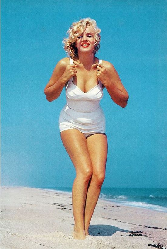 Marilyn Monroe photographed by Sam Shaw, 1957.JPG