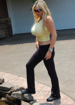 milf-wifey-1-250x350.jpg