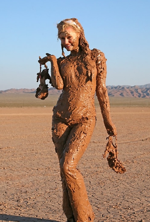 mud-girls-500-32.jpg