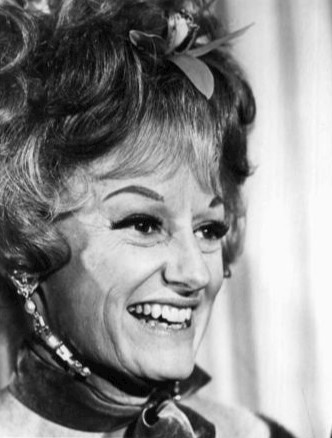 Phyllis_Diller_ABC_Comedy_stars_composite_1966_(cropped).jpeg