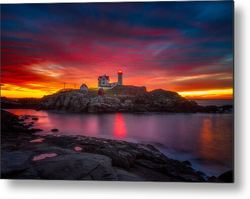 sunrise-over-nubble-light-darren-white.jpg