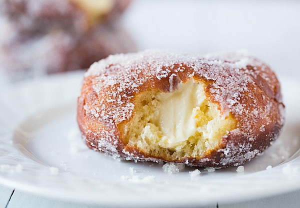 vanilla-cream-filled-doughnuts-27-600.jpg
